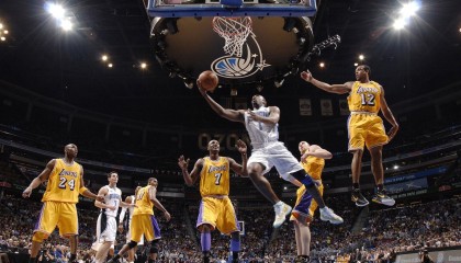 kaiyun.com-_篮网团队默契十足，联盟第一牢不可破_，篮网队签约