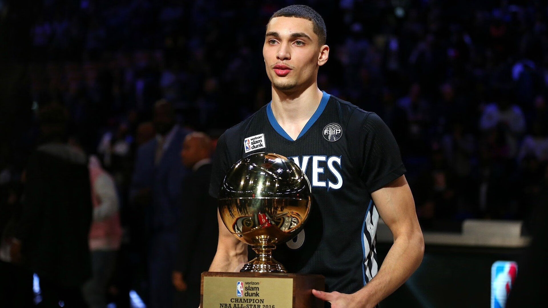 史上最年轻“金靴傲视”球员称霸赛场，史上最年轻的nba球员